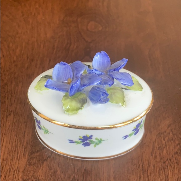 Royale Stratford China Box - Picture 5 of 5